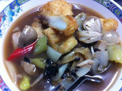ราดหน้าปลาเต้าซี่ ที่ ร้านอาหาร เป็ดย่าง พัฒนาการ 50