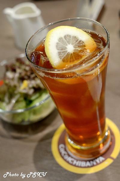 Set A : สลัดผักและชามะนาว 50 บาท  ที่ ร้านอาหาร Coco Ichibanya Central World