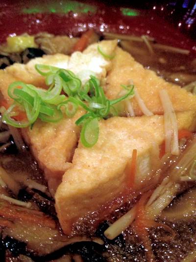 เต้าหู้ราดซ็อสหัวไชเถาฝน ที่ ร้านอาหาร ฟูจิ อาคารอื้อจือเหลียง