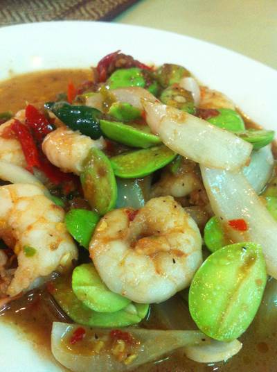 สะตอผัดกะปิกุ้ง ที่ ร้านอาหาร จันทน์หอม