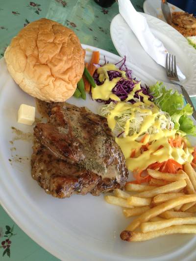 สเต็กหมู? ที่ ร้านอาหาร Little Dream