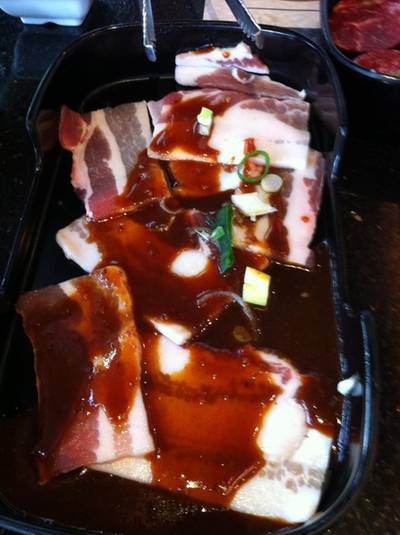 เนื้อหมูส่วนท้อง พอย่างเสร็จจะหวานนุ่มมากคะ ที่ ร้านอาหาร Elite Grill Bar K-Village