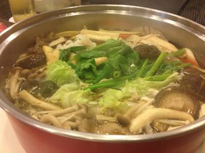 สุกี้ผักและเห็ด ที่ ร้านอาหาร นีโอสุกี้ Pure Place รามคำแหง