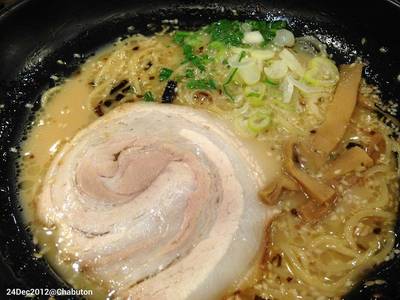 Tonkatsu Ramen ที่ ร้านอาหาร Chabuton Siam Square