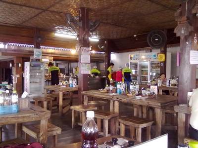 ร้านอาหาร ก๋วยเตี๋ยวเส้นปลา ตระกูลก๊ง
