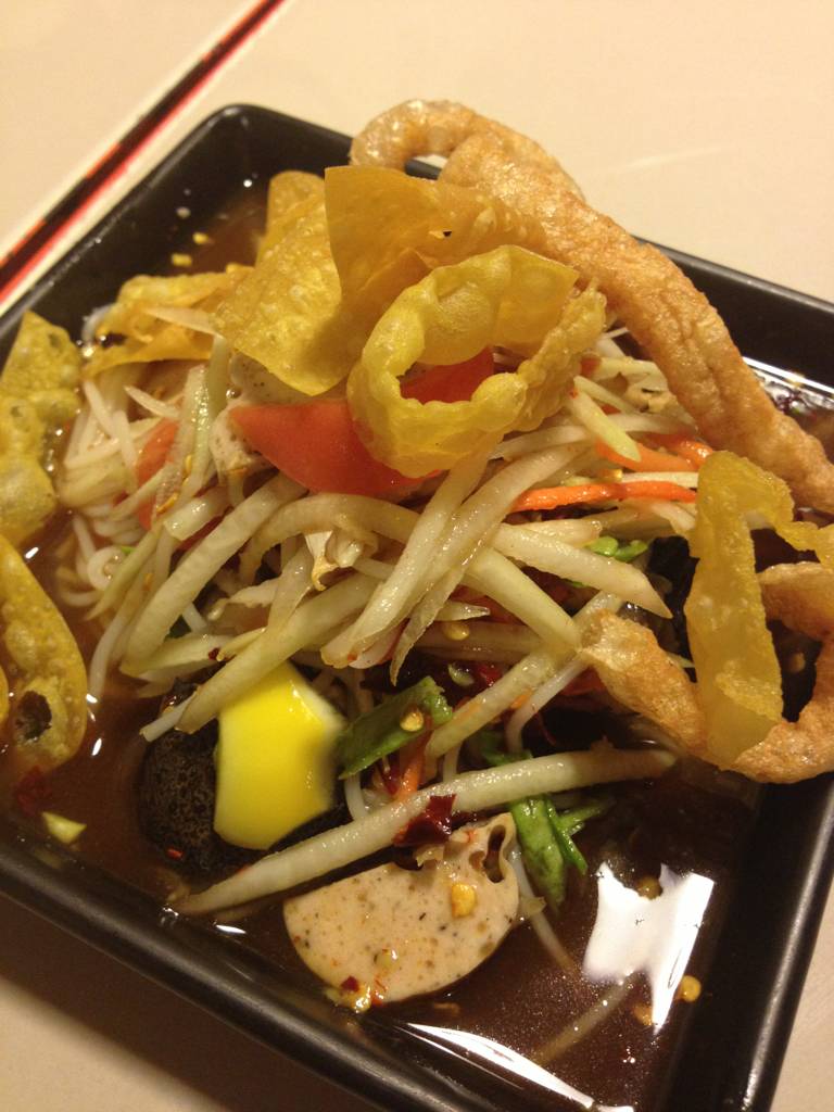 ตำมั่ว เปรี้ยวไป ที่ ร้านอาหาร ตำตำ สยามสแควร์ (ซอย 9)
