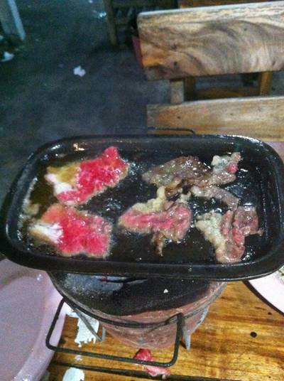 เนื้อslice กระทะร้อน ที่ ร้านอาหาร โคขุนคุณทองโพนยางคำ  พระราม 5