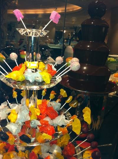 ร้านอาหาร The Rain Tree Cafe Plaza Athenee Hotel