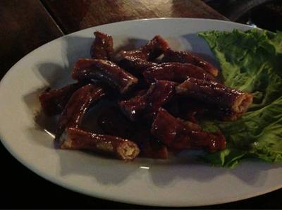 ใส้หมูย่าง!! ที่ ร้านอาหาร โคขุนโพนยางคำ ถนนราชพฤกษ์