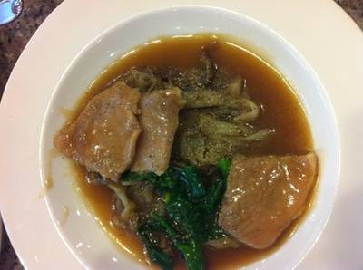 ราดหน้าเนื้อ ที่ ร้านอาหาร ไก่ทอง (ก๊ำไก๊ ไก่ทอง)