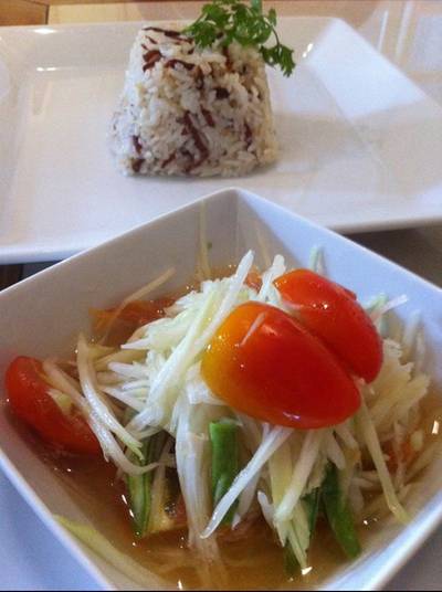 ข้าวมันส้มตำ ที่ ร้านอาหาร W by Wanlamun