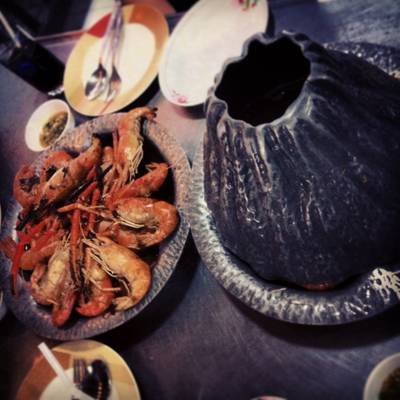 กุ้งอบภูเขาไฟ ที่ ร้านอาหาร กุ้งอบภูเขาไฟ