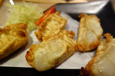ร้านอาหาร Kazokutei Central ปิ่นเกล้า