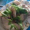 ปลาสดลวก ที่ ร้านอาหาร ก๋วยเตี๋ยวลูกชิ้นปลานายหอย
