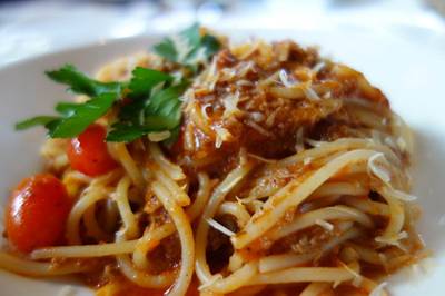 สปาเก็ตตี้ ซ๊อสมะเขือเทศ ที่ ร้านอาหาร Peppery Barrel Bistro & Wine bar