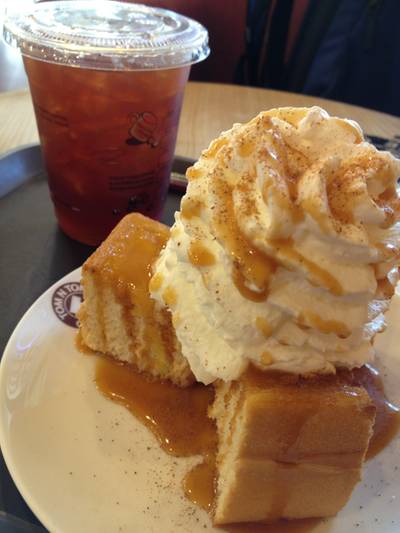 อยากทานมาหลายวันแระ^^ ที่ ร้านอาหาร Tom N Toms Coffee K-Village