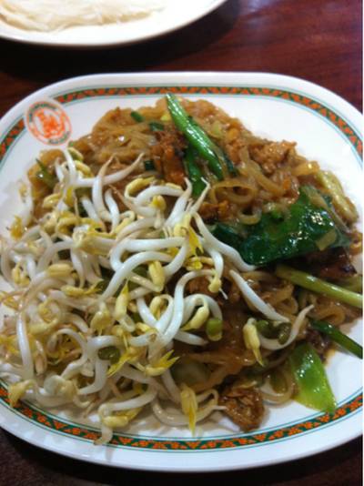 ผัดหมี่โคราช ที่ ร้านอาหาร ส้มตำพันล้าน The Mall Korat
