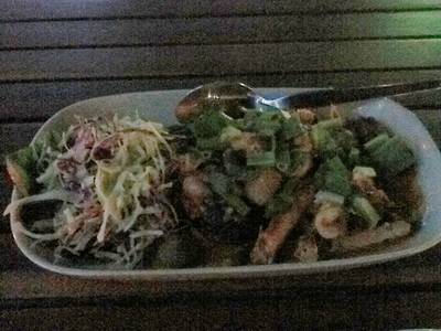 ต้มยำแห้ง 7.5/10 ที่ ร้านอาหาร The Resort