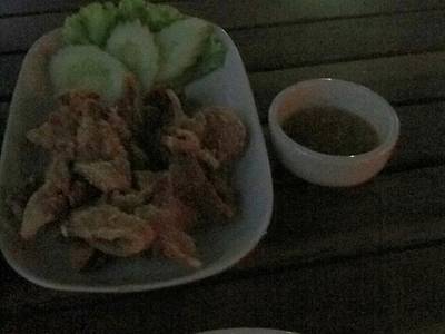 สามชั้นทอดกรอบ 8.5/10 ที่ ร้านอาหาร The Resort