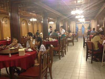 บรรยากาศชั้นล่าง ที่ ร้านอาหาร เกรท เซี่ยงไฮ้