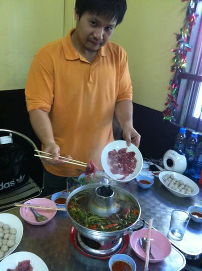 หม้อนี้เป็นหมูค่ะ ที่ ร้านอาหาร สมบูรณ์ไทย