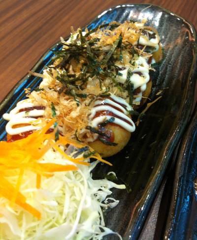 ทาโกะยากิ ที่ ร้านอาหาร yayoi Forture Town