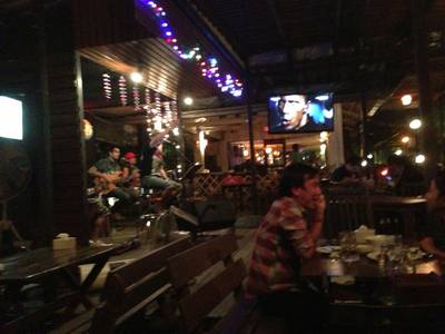 ร้านอาหาร Hot Chilli