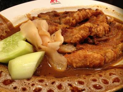 หมูกรอบ ที่ ร้านอาหาร MK Restaurants Union Mall หมูกรอบ ที่ ร้านอาหาร MK Restaurants Union Mall