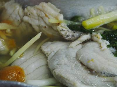 ร้านอาหาร ปิ่นเกล้า หัวปลาหม้อไฟ