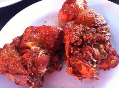 ไก่ทอดเดชา ที่ ร้านอาหาร ไก่ทอดเดชา
