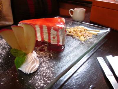 ร้านอาหาร The Fabulous Bar & Dessert Cafe