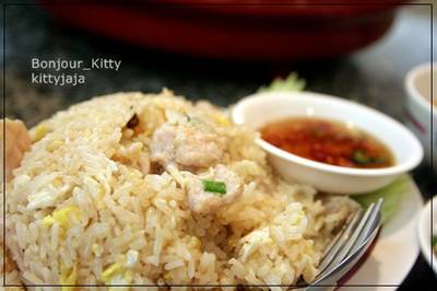 ข้าวผัดหมู ที่ ร้านอาหาร เท็กซัสสุกี้ สัมพันธวงศ์ 