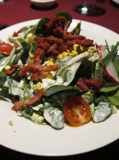 Nuesslli Salad (recommended) ที่ ร้านอาหาร Chesa Swiss Restaurant