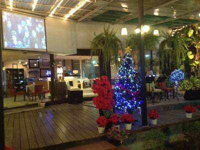 Still Happy New Year  ที่ ร้านอาหาร Wine Deni Cafe & Restaurant