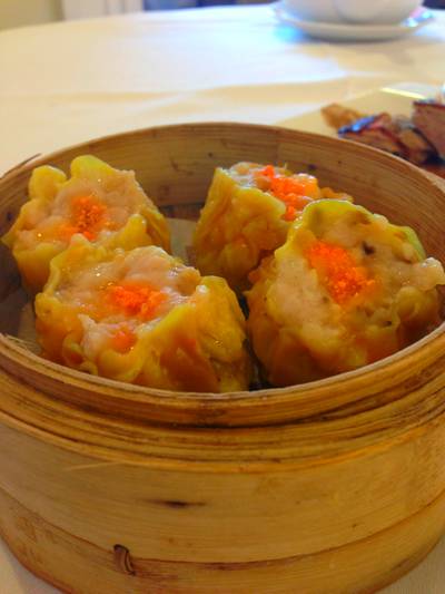 วันนี้ด้อยลงครับ ที่ ร้านอาหาร Ah Yat Abalone Forum Restaurant