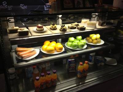 ร้านอาหาร Wine Deni Cafe & Restaurant