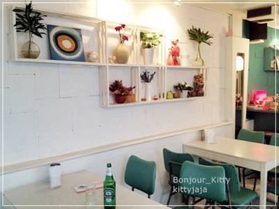 ร้านนั่งชิลน่ารักๆ ที่ ร้านอาหาร อารีย์บาบาร์
