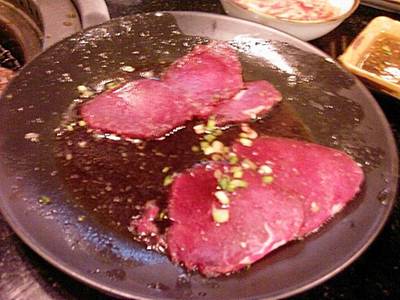 เนื้อที่หมดไปในพริบตาเหลือแค่นี้เอง ๕๕๕ ที่ ร้านอาหาร Aka Ushi สาขาเมเจอร์รัชโยธิน