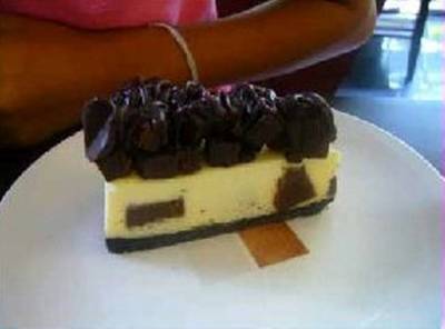 เค้กชอคโกแลต อ้นนี้เนื้อเค้กนิ่มมาก ที่ ร้านอาหาร Cherubin