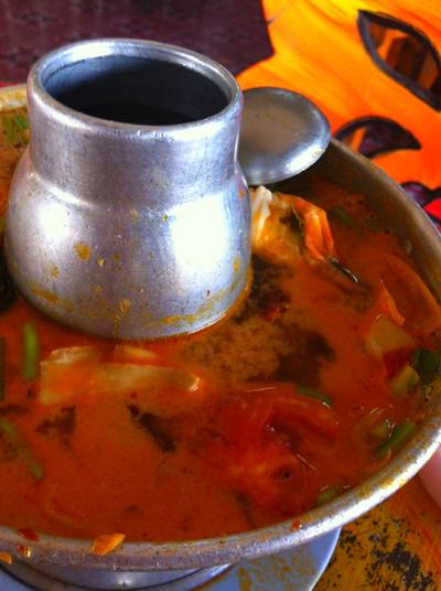 ต้มยำกุ้งน้ำข้น ที่ ร้านอาหาร บัญเอิญรวย(ต้อย)