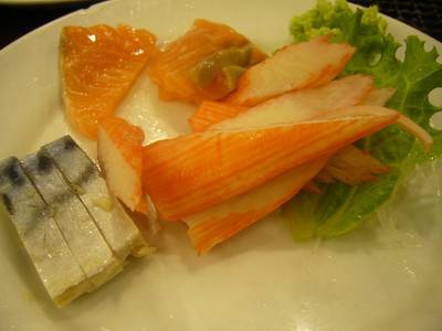 ซาซิมิรวม ชอบมาก ที่ ร้านอาหาร Daichan Giants ยากินิกึ ไดจัง