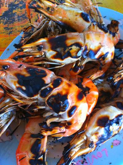 กุ้งเผา ที่ ร้านอาหาร บัญเอิญรวย(ต้อย)