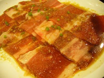 เนื้อหมูติดมัน รีวิวไปก็หิวเลยค่ะ ที่ ร้านอาหาร Daichan Giants ยากินิกึ ไดจัง