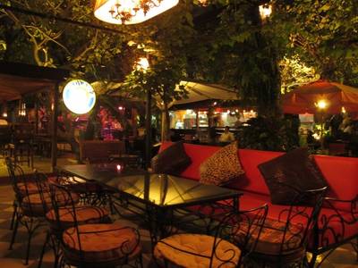 ร้านอาหาร Chili La Roni
