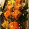 อลาสกา แซลมอน เนื้อปลา หวานมัน พร้อมไข่ปลาโรยหน้า อร่อยจุงเบย ที่ ร้านอาหาร Kumo Fuze
