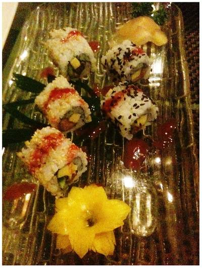 ซูชิใส้ ตับห่าน ที่ ร้านอาหาร Kumo Fuze