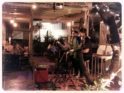 ร้านอาหาร Check In