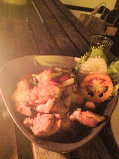 ร้านอาหาร แจ่มจันทร์ บาร์ แอนด์ บิสโทร