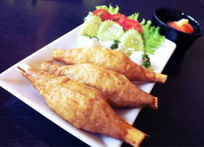 กุ้งพันอ้อย ที่ ร้านอาหาร V.T. วีที แหนมเนือง เชียงใหม่