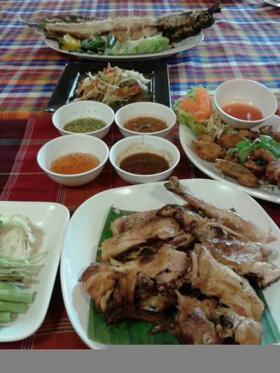 ร้านอาหาร ไก่ย่างโคราช พุทธมณฑลสาย 4